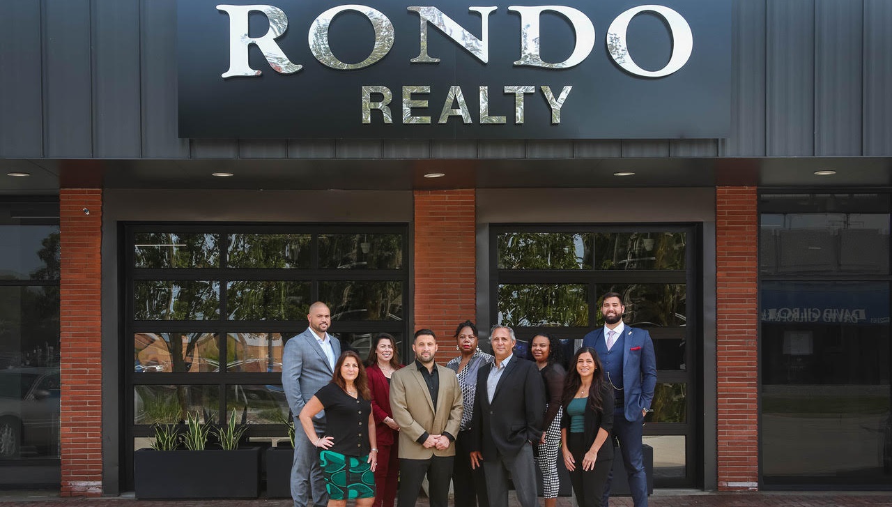 Cropped-Group Pic-Rondo Realty
